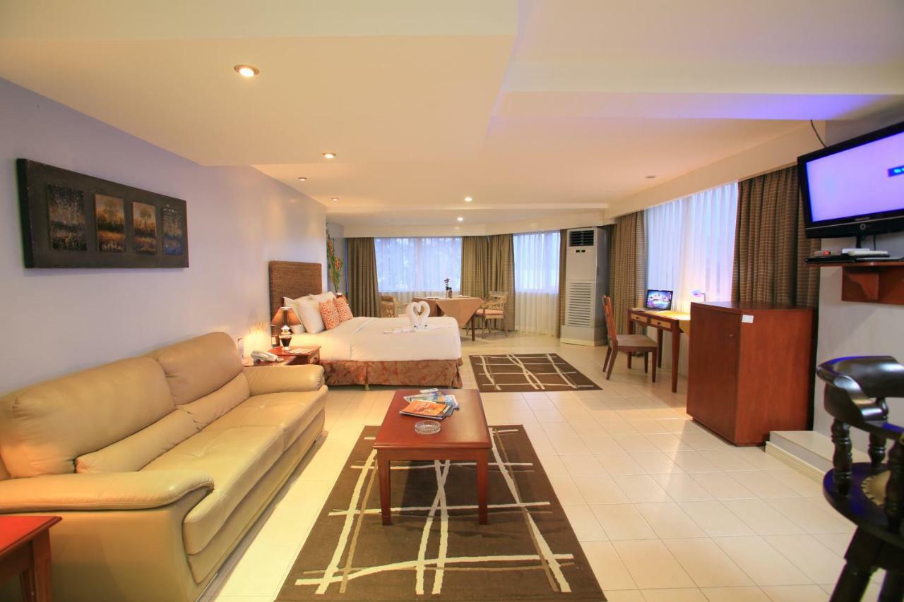Wild Orchid Beach Resort Olongapo Eksteriør bilde